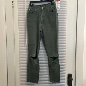 Quality Denim Green Ripped Mom Jeans!